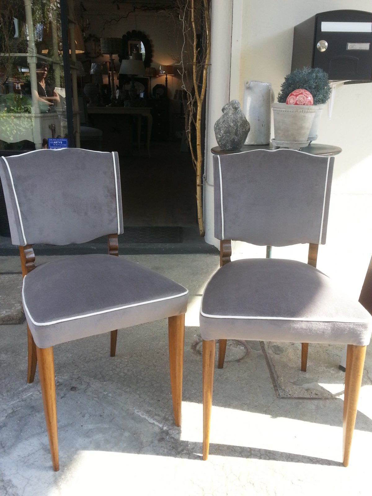 Chaises après